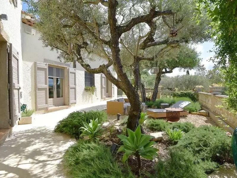 Maison, 283 m²