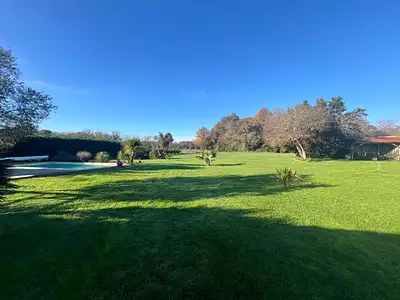 Maison, 281 m²