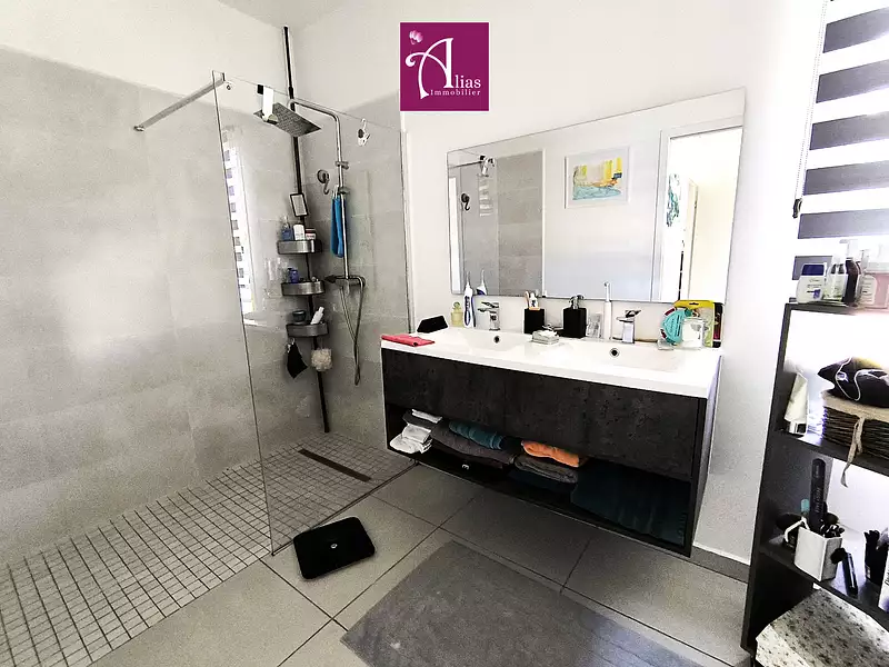 Maison, 160 m²