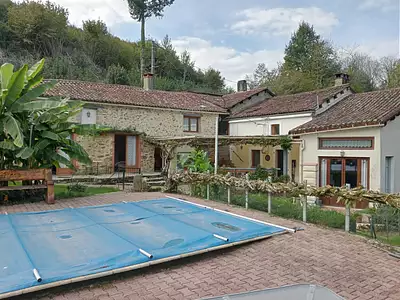 Maison, 285 m²