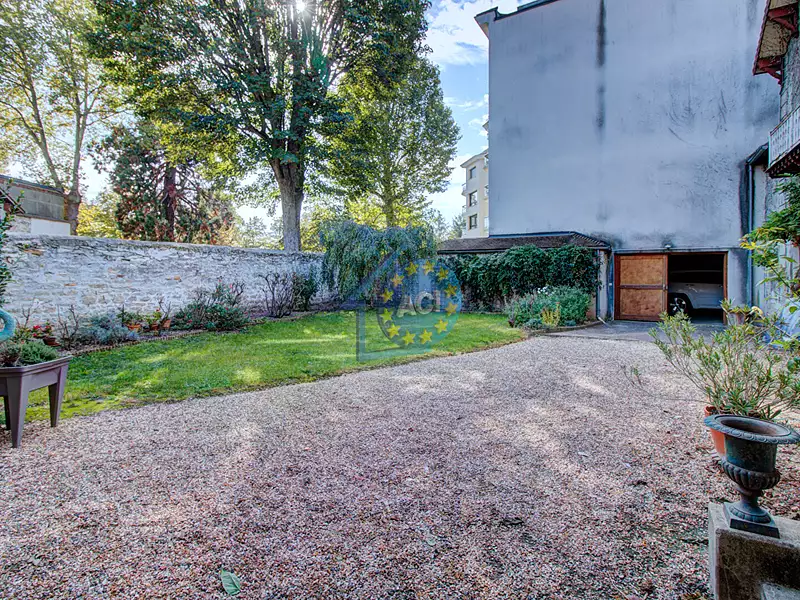Appartement, 342,05 m²