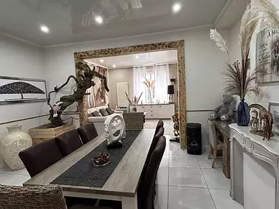 Maison, 270 m²