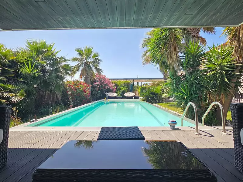 Maison, 241 m²