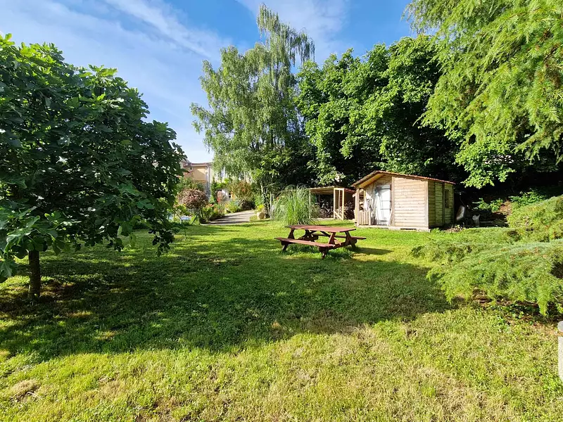 Maison, 330 m²