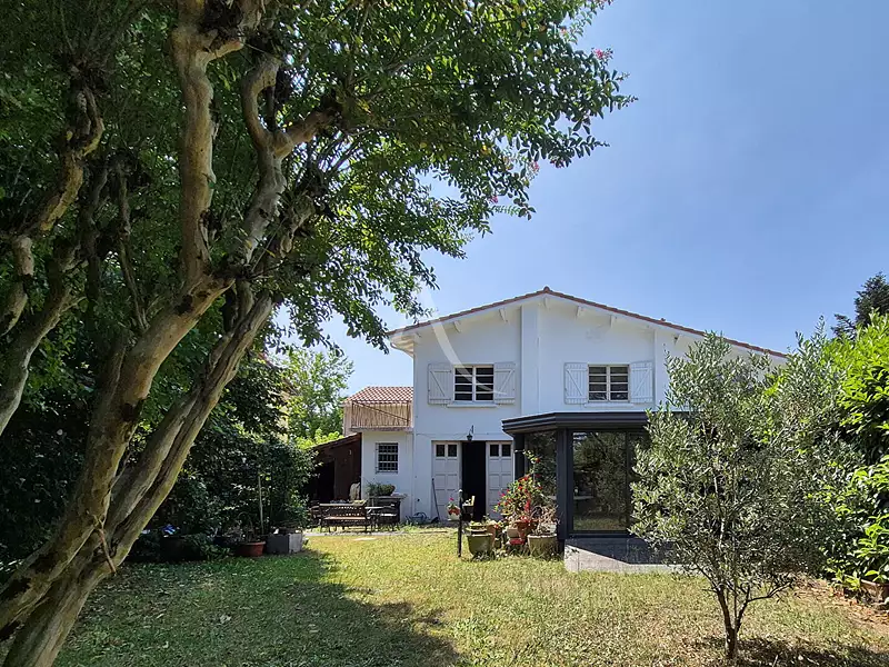 Maison, 200 m²