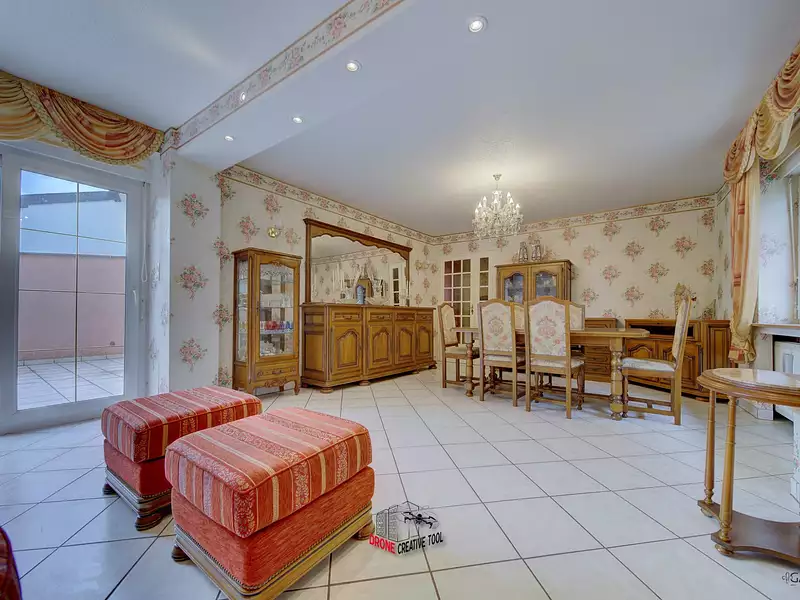 Maison, 170 m²