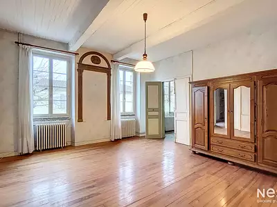 Maison, 240 m²