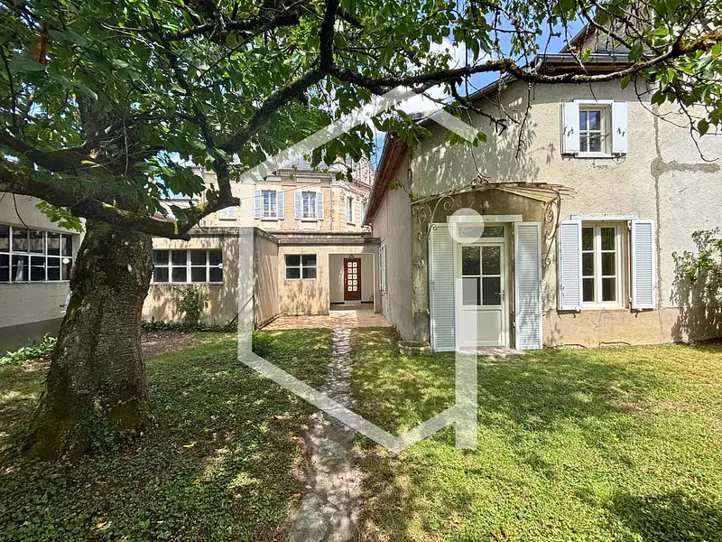 Maison, 156 m²