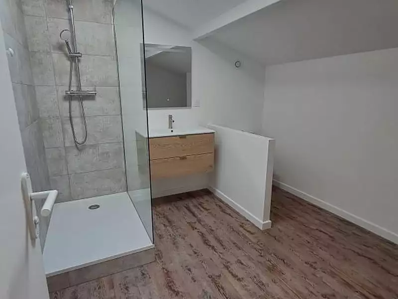 Maison, 185 m²