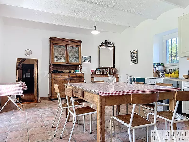 Maison, 176 m²