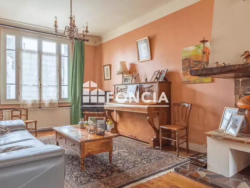 Maison, 238 m²