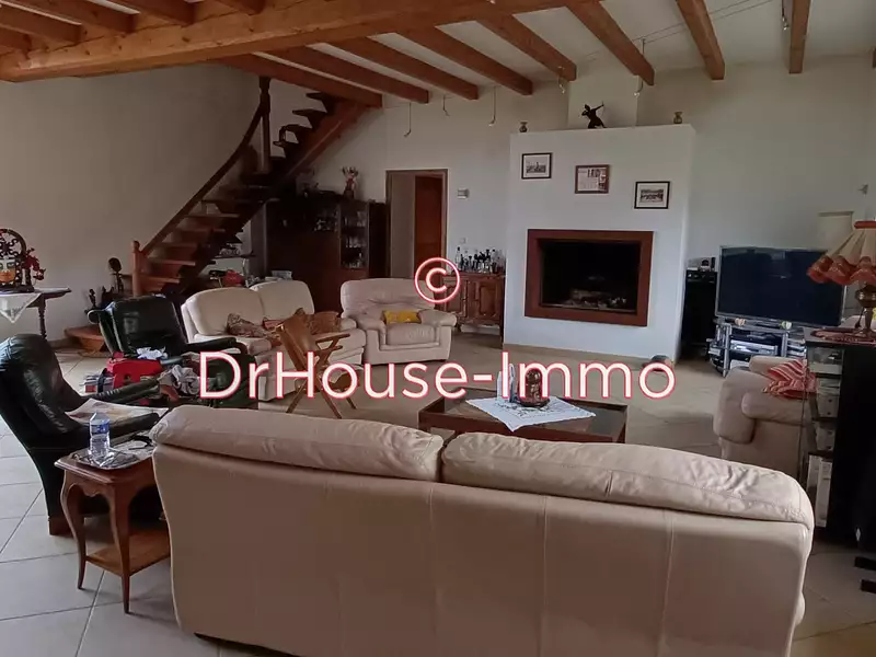 Maison, 360 m²