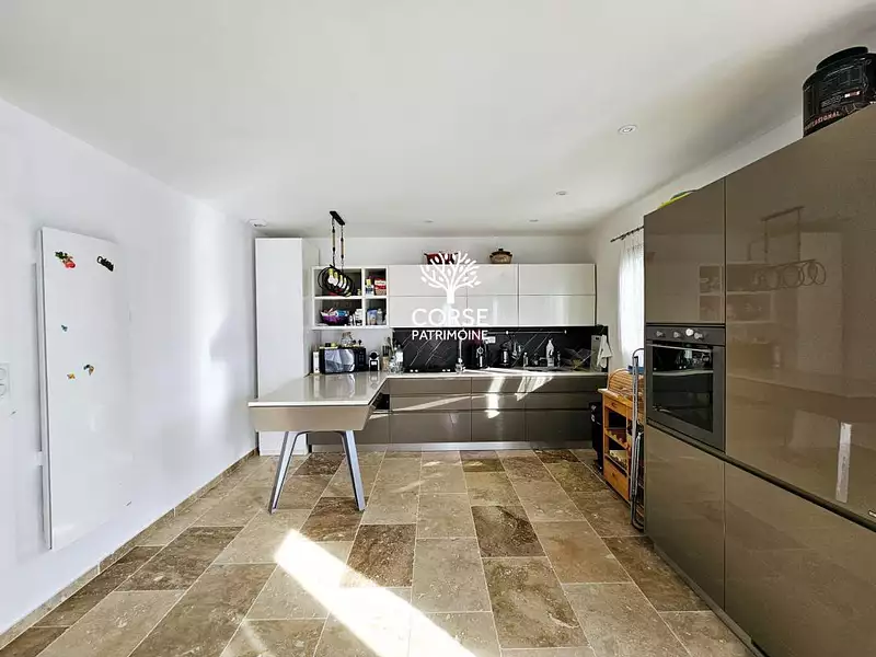 Maison, 102 m²