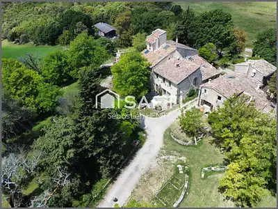 Maison, 800 m²