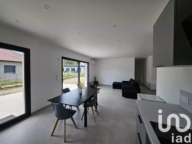 Maison, 106 m²