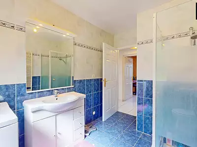 Maison, 166 m²