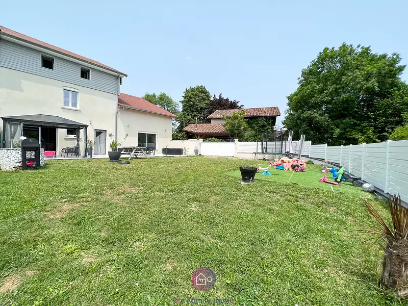 Maison, 151,8 m²