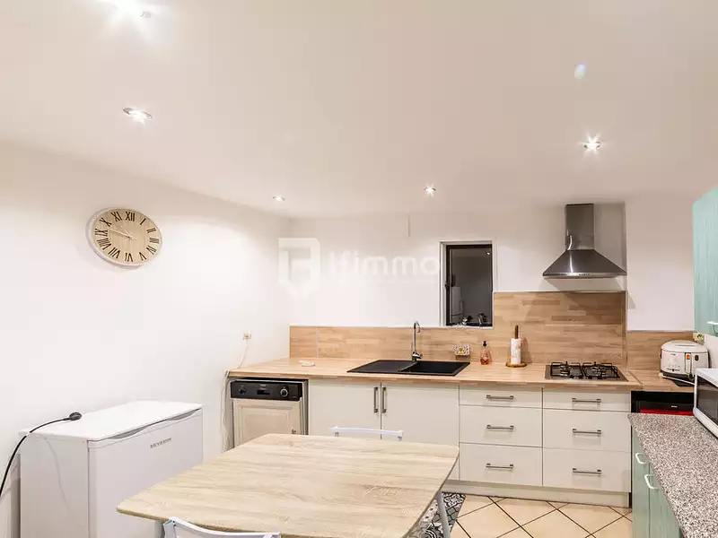 Maison, 218 m²