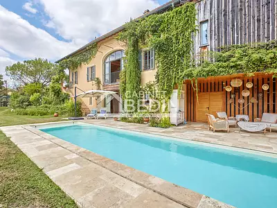 Maison, 308,5 m²
