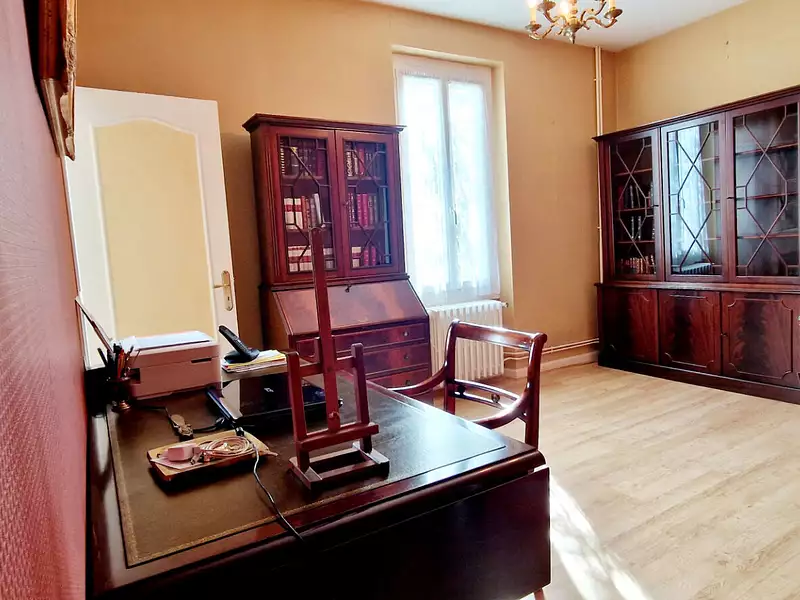 Maison, 235 m²