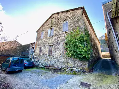Maison, 600 m²