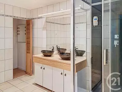 Maison, 250 m²