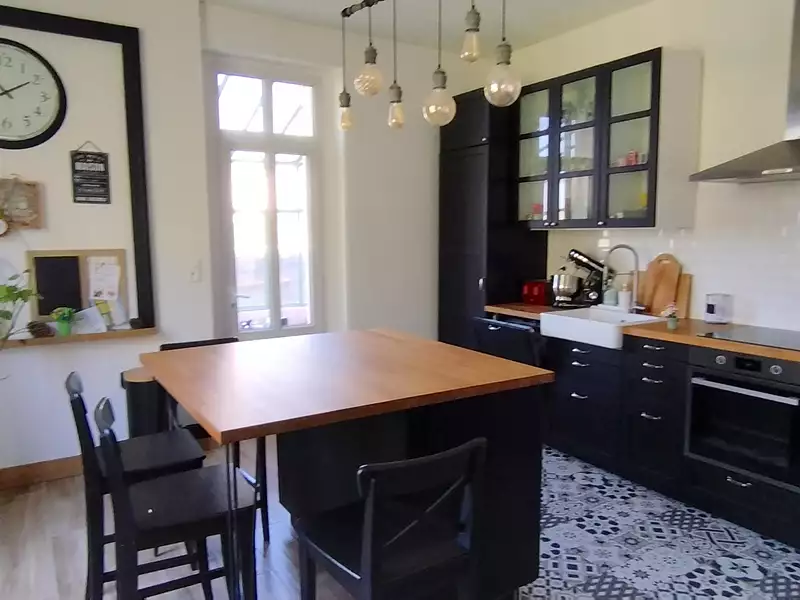 Maison, 205 m²