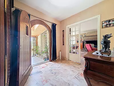 Maison, 245 m²
