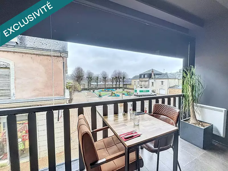 Immeuble, 256 m²