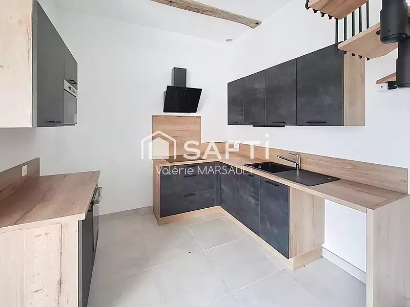 Maison, 77 m²