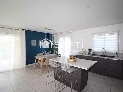 Maison, 109 m²