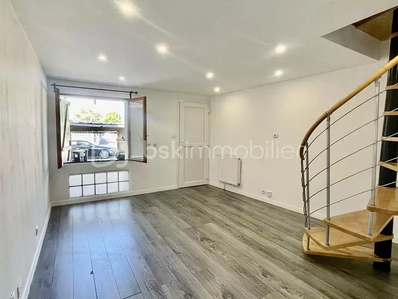 Maison, 56 m²
