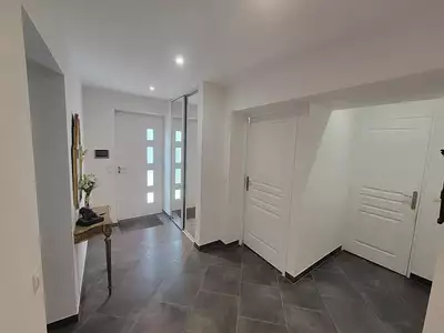 Maison, 215 m²