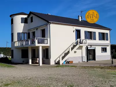 Maison, 240 m²