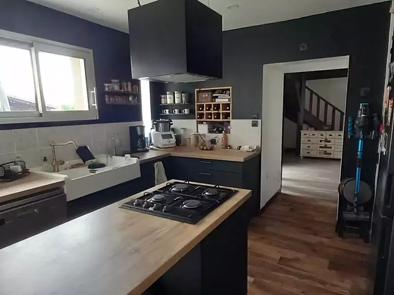 Maison, 213 m²