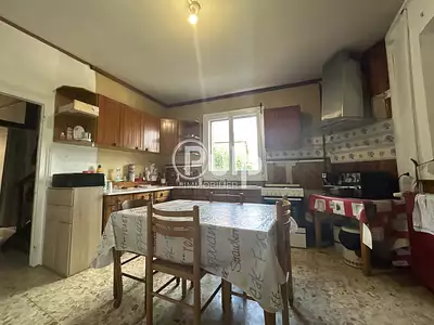 Maison, 210 m²
