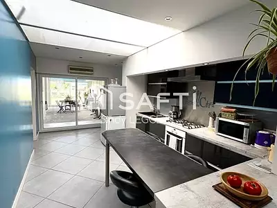 Maison, 201 m²