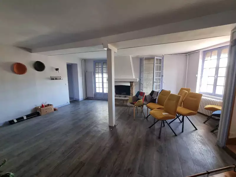 Divers, 310 m²