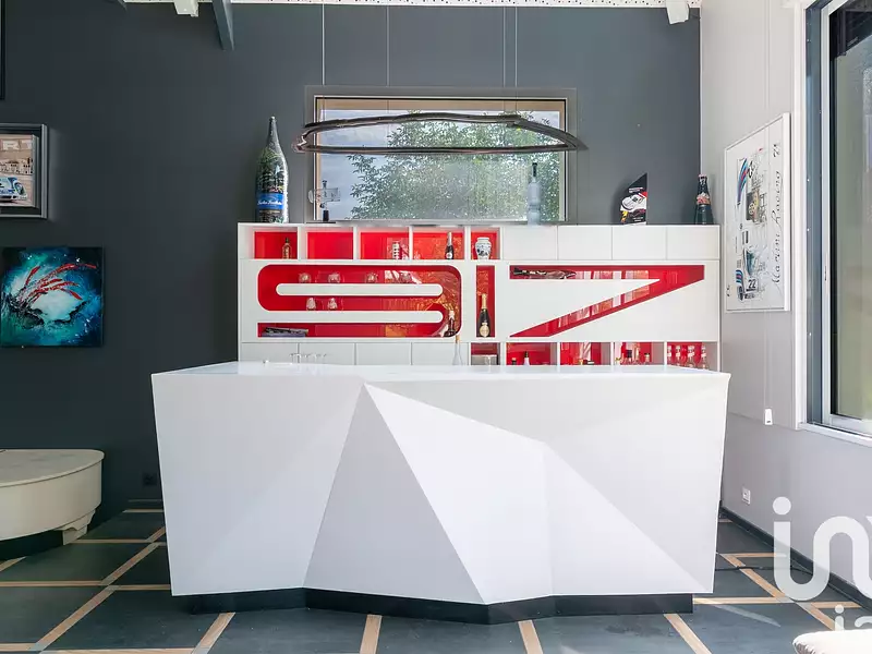 Maison, 215 m²