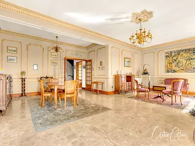 Maison, 326 m²