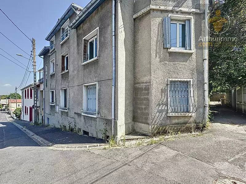 Immeuble, 148,32 m²