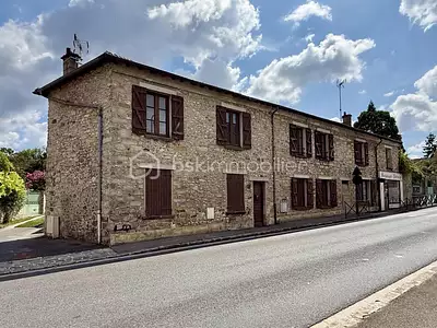 Maison, 240 m²