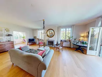 Maison, 227 m²