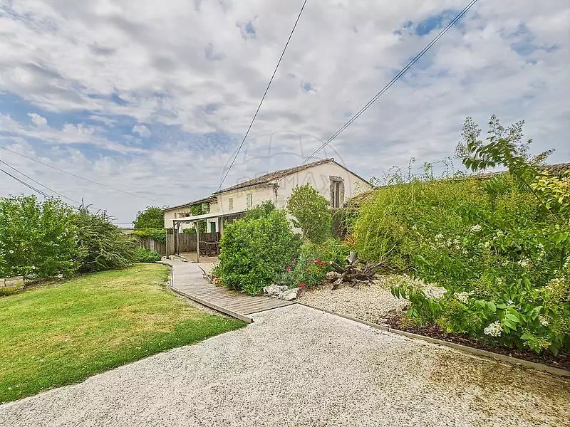 Maison, 348 m²