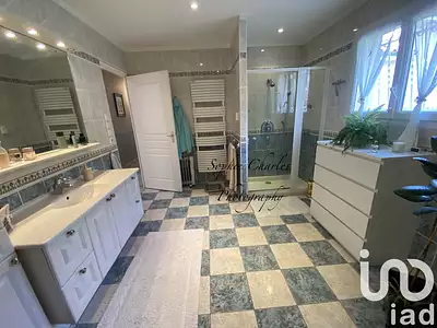 Maison, 294 m²
