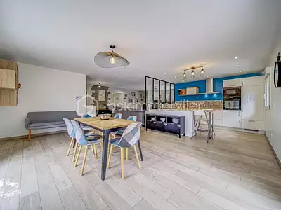 Maison, 164 m²