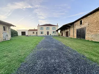 Maison, 260 m²