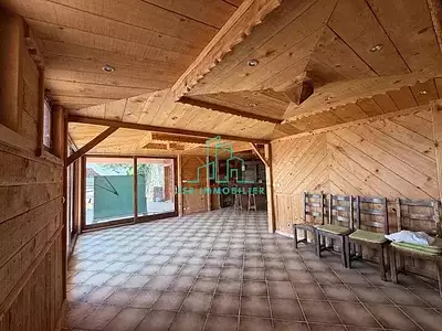 Maison, 331,84 m²