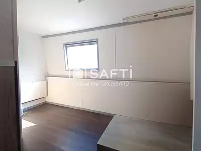 Immeuble, 225 m²