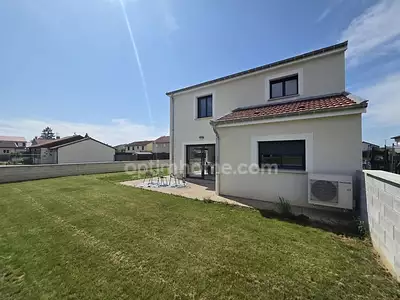 Maison, 122 m²